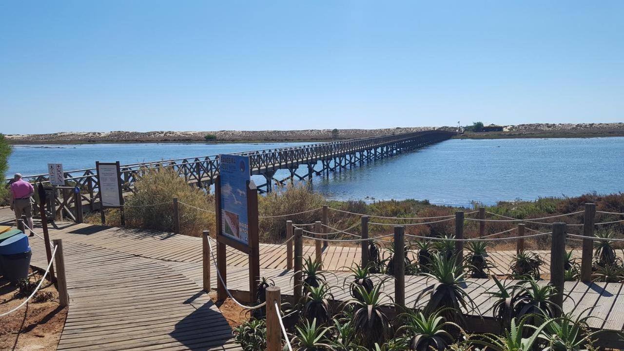 By The Beach Almancil Bagian luar foto